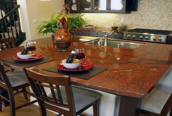 Đá granite đỏ mang vẻ đẹp thu hút cho không gian sống